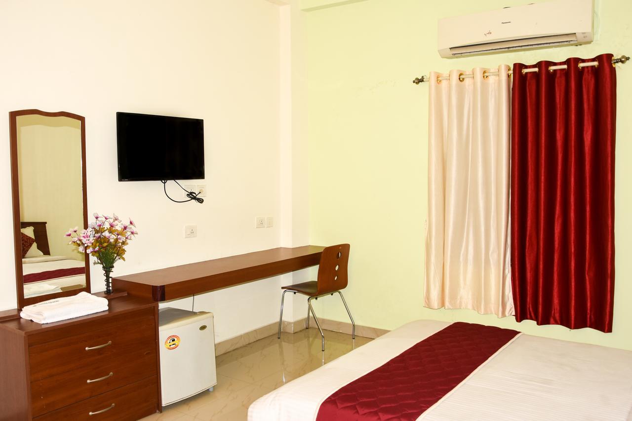 Hotel Spacio Chennai Extérieur photo